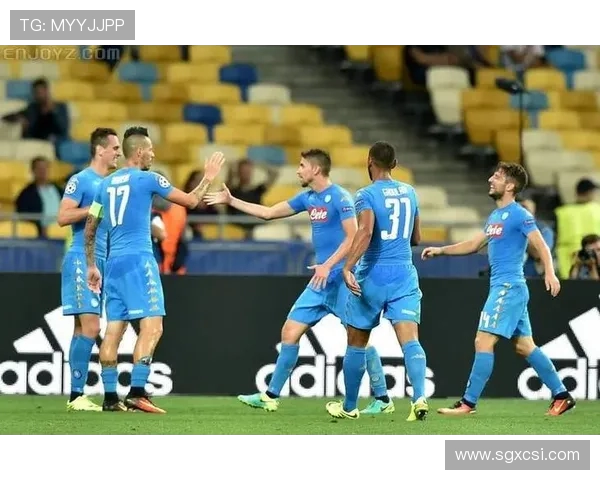 意甲双雄竞逐那不勒斯右后卫扎诺利(2)